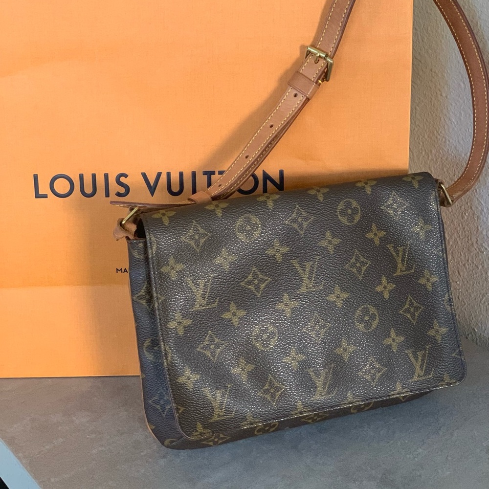 AUTHENTIC Louis Vuitton Musset Tango Brown Monogram